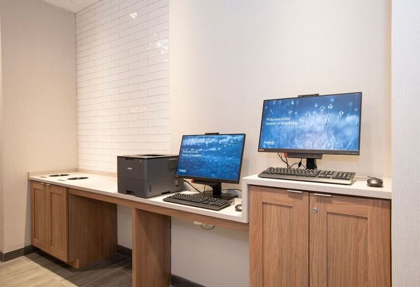 هتل Fairfield By Marriott Inn & Suites Newport Cincinnati