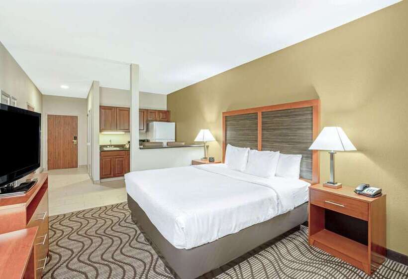 ホテル La Quinta By Wyndham Midwest City   Tinker Afb