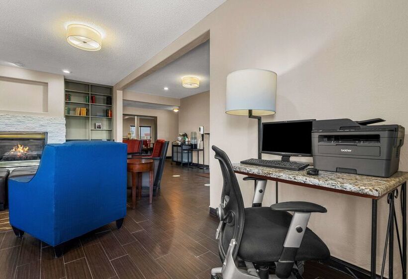 فندق Quality Inn Denver Northeast Brighton