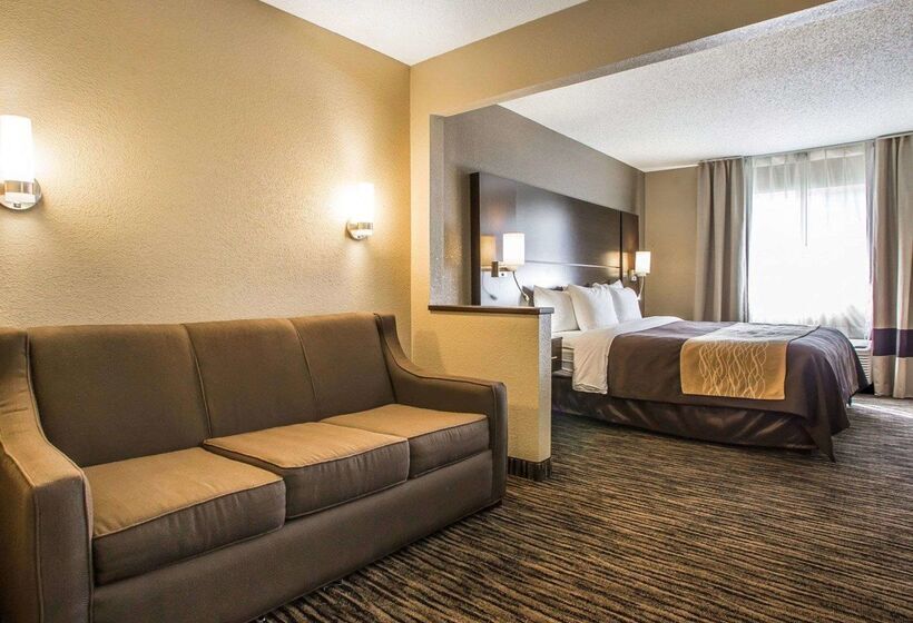 هتل Quality Inn