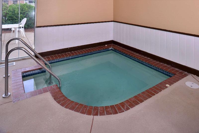 فندق Quality Inn & Suites