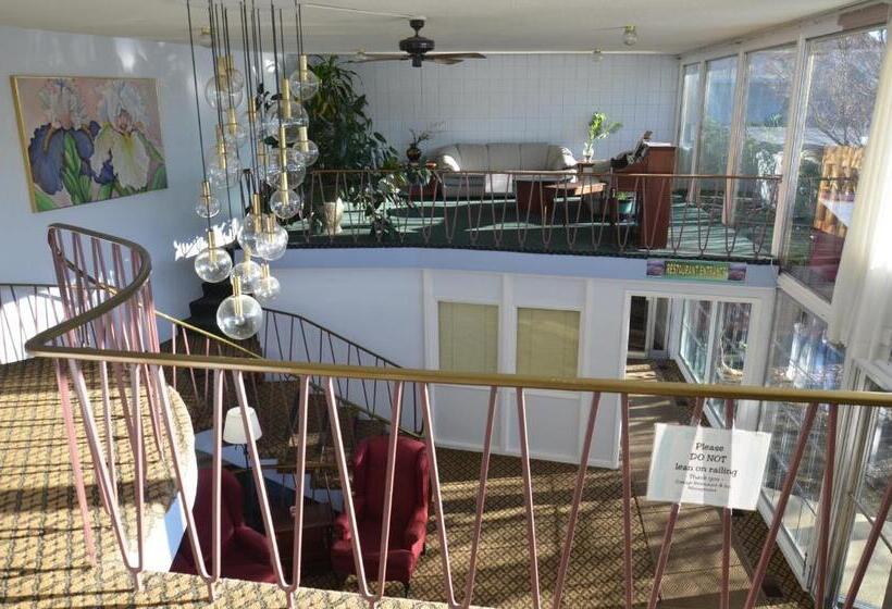 ホテル Red Carpet Inn & Suites Ebensburg