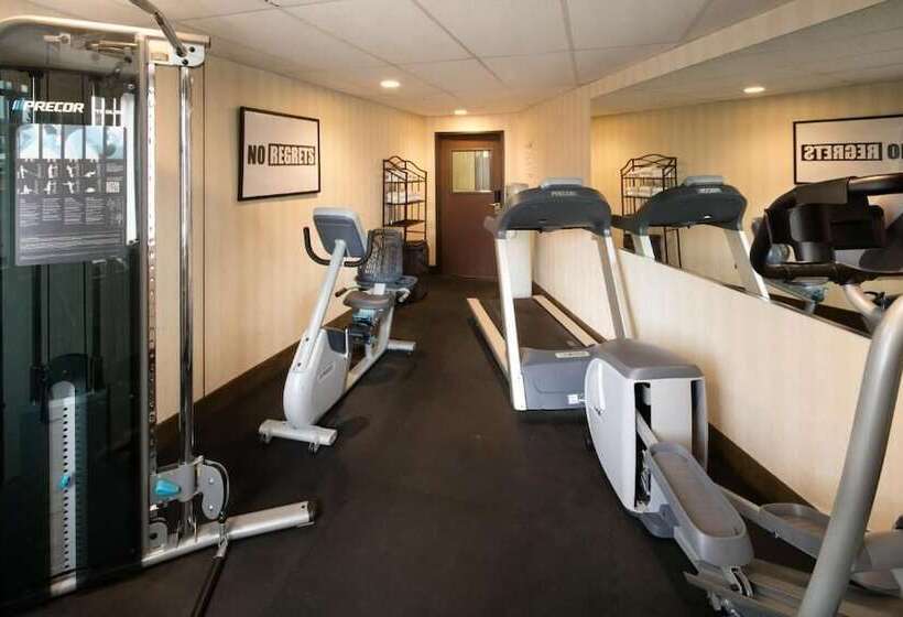 Sylo Hotel Denver Airport, A Ramada By Wyndham