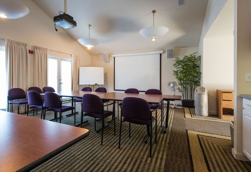 مُتل Coral Reef Inn & Condo Suites
