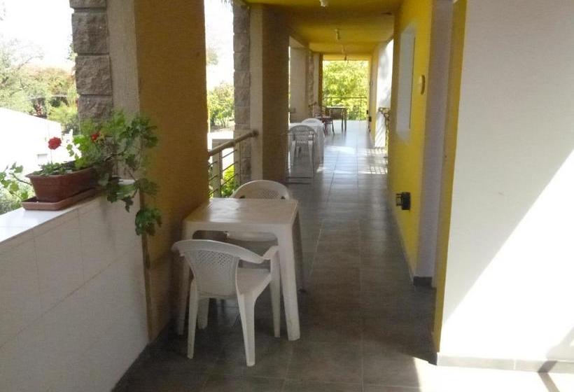 هاستل Las Balsas Hotel Federacion