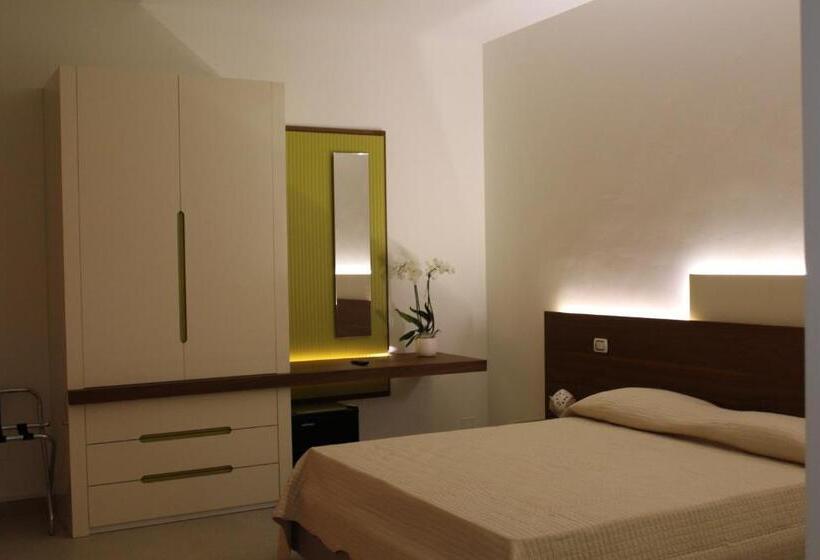 مبيت وإفطار Villa Minerva Family Relais