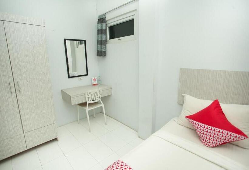 هتل Oyo 850 Lapan Lapan