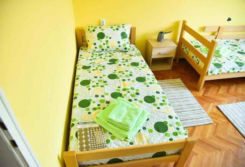 پانسیون Prenoćište Pilot