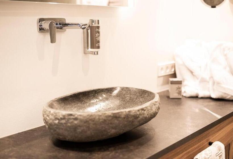 Aktiv  Und Wellnesshotel Traube  Post