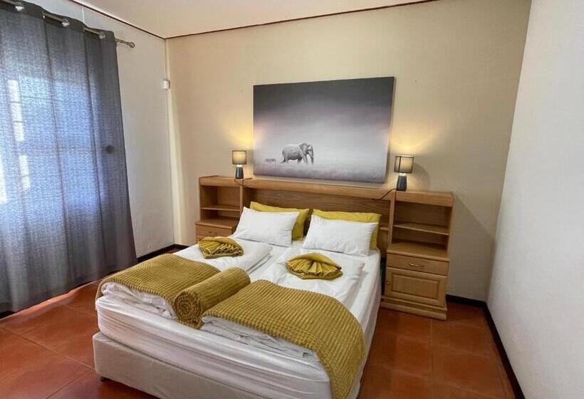 هاستل Bushbabies Inn Self Catering Accommodation