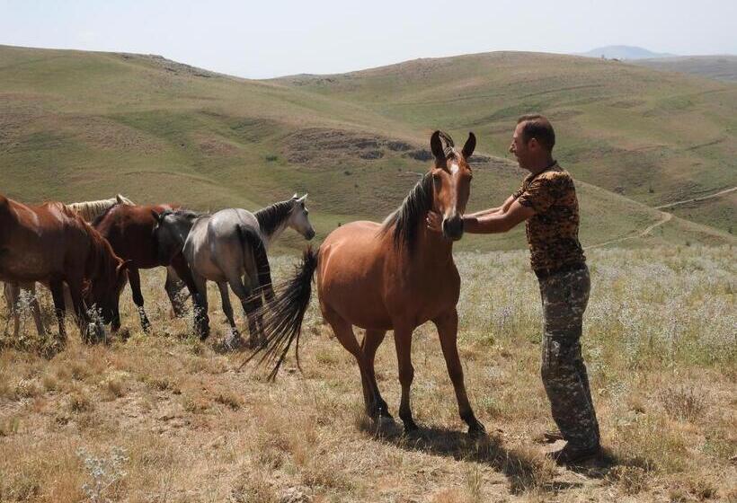 هتل کپسول Ranger Campus Eco Lodge