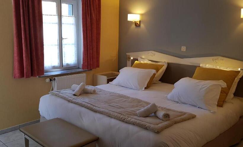 호텔 Logis   Hôtel & Restaurant L Envie Des Mets