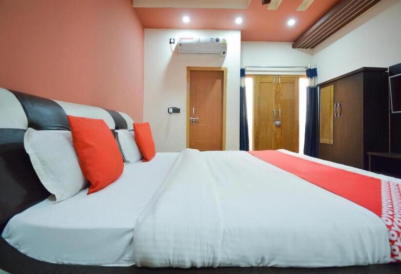 فندق Oyo 28000  Shivay Residency