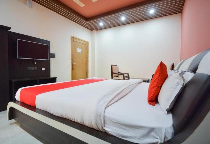 فندق Oyo 28000  Shivay Residency