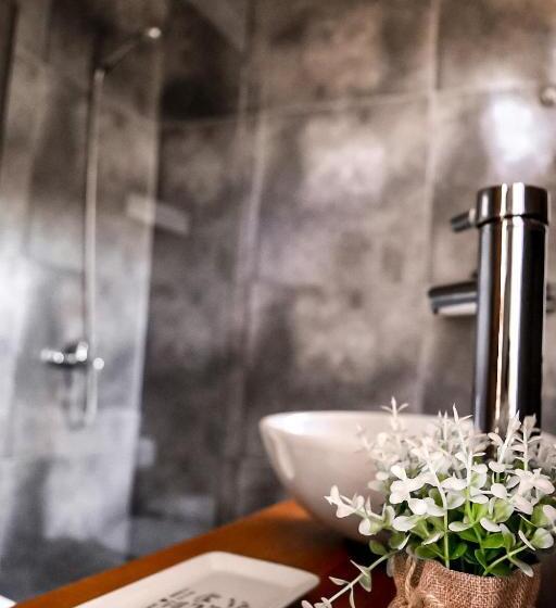 هاستل Bella Bungalows