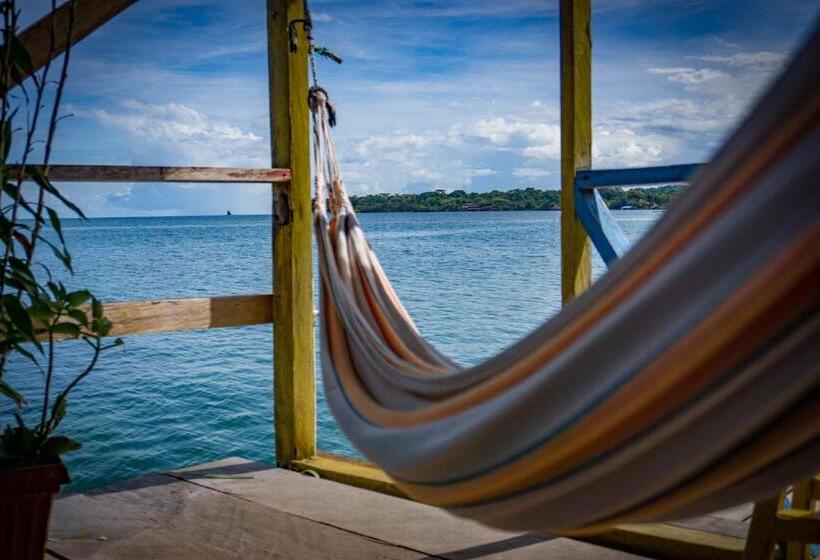 فندق صغير Hostal On The Sea