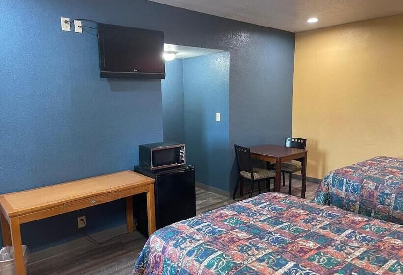 Kenwood Court Motel
