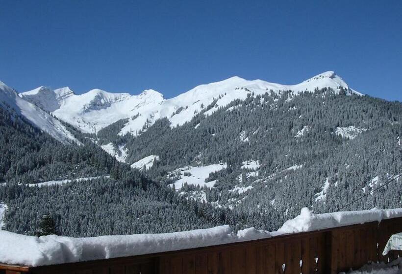 הוסטל Gasthof Bergblick