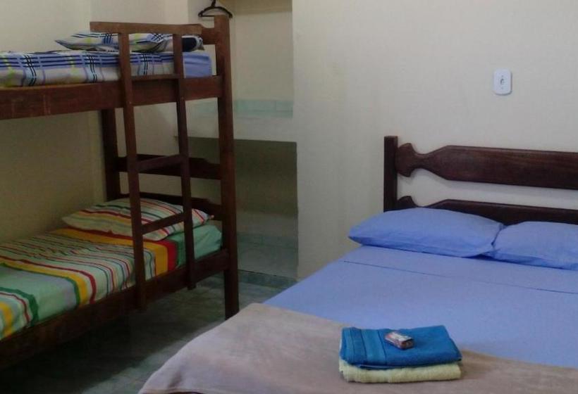 Hostel Pousada Moporã, A Antiga Pousada Do Waldir, Com Amplas Suítes No Centro De Aiuruoca