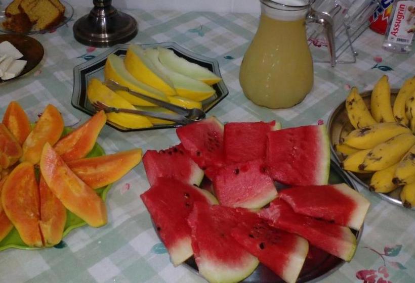 Hostel Pousada Moporã, A Antiga Pousada Do Waldir, Com Amplas Suítes No Centro De Aiuruoca