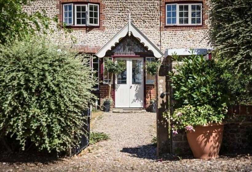 تختخواب و صبحانه Sidney House Farm