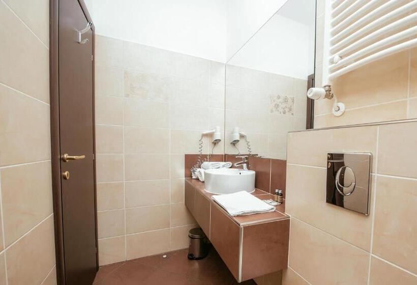 پانسیون C Guest House