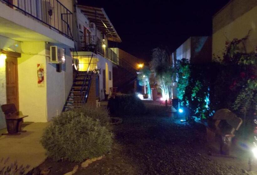 هاستل Divina Presencia