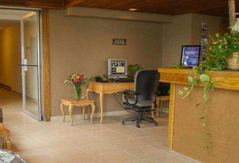 هاستل The La Grande Inn