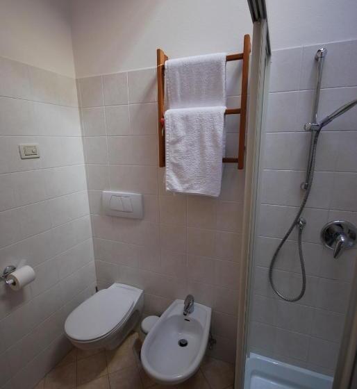 فندق Agriturismo Maso Corradini