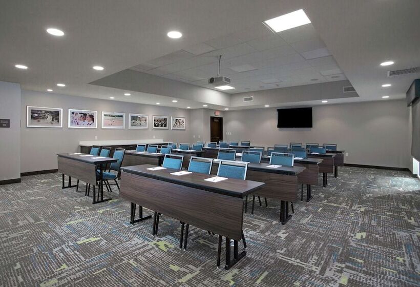 酒店 Hampton Inn & Suites Kutztown