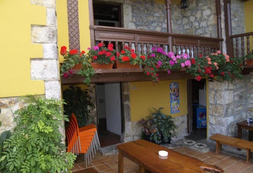 펜션 Albergue Santa Marina
