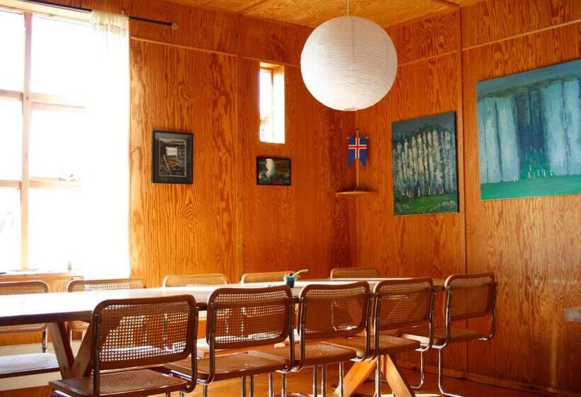 پانسیون Brekkulækur Guesthouse