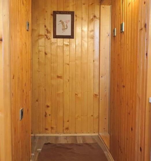 پانسیون Guest House Montana