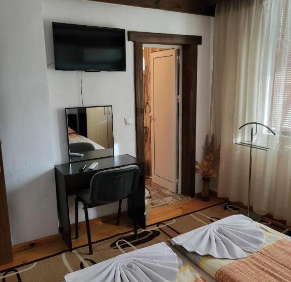 پانسیون Oasis Guest House
