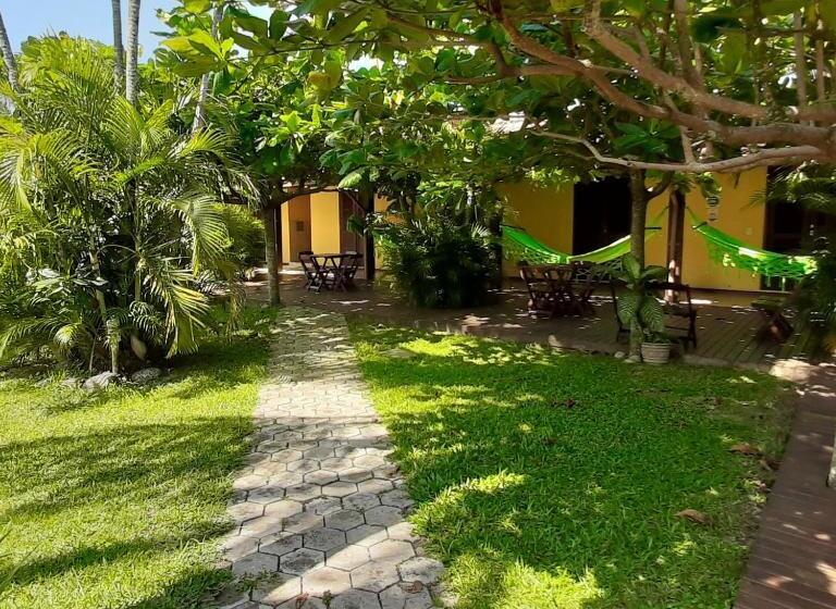 پانسیون Pousada Palhocinha Garopaba