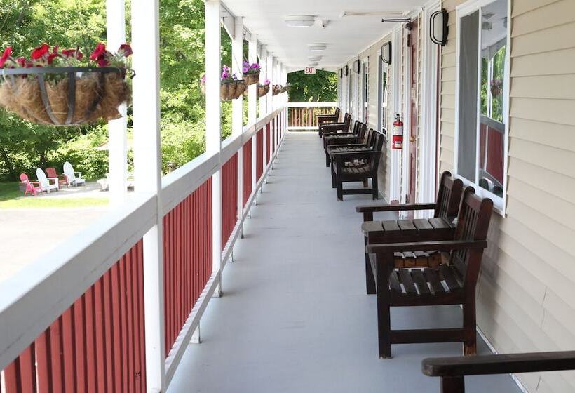 Cozy Corner Motel