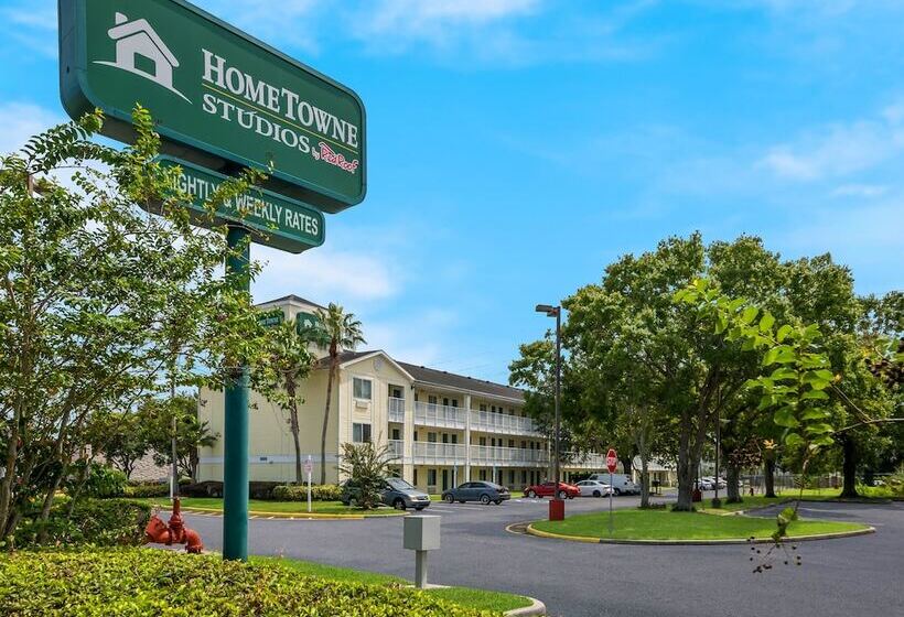 Hometowne Studios By Red Roof Orlando   Ucf Area