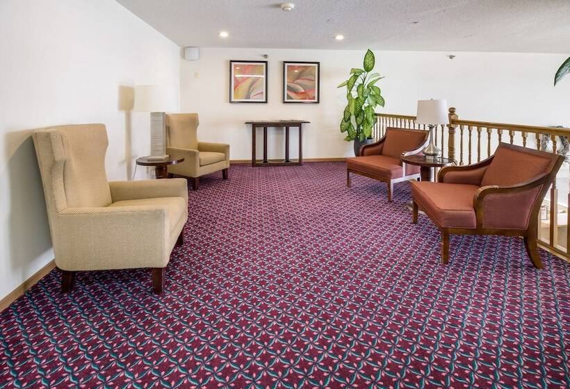 هتل Alliance  And Suites