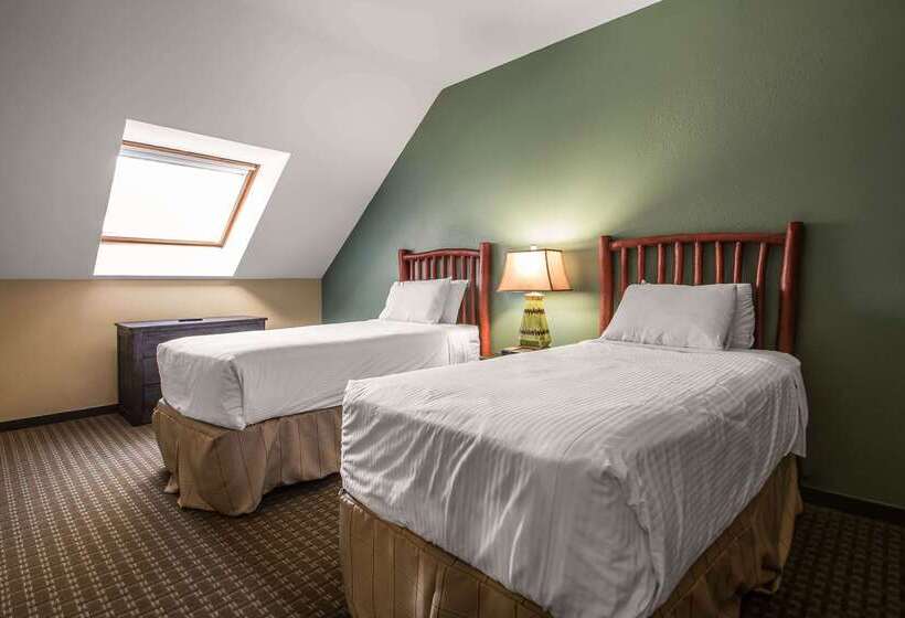 هتل Bluegreen Christmas Mountain Village, An Ascend Resort