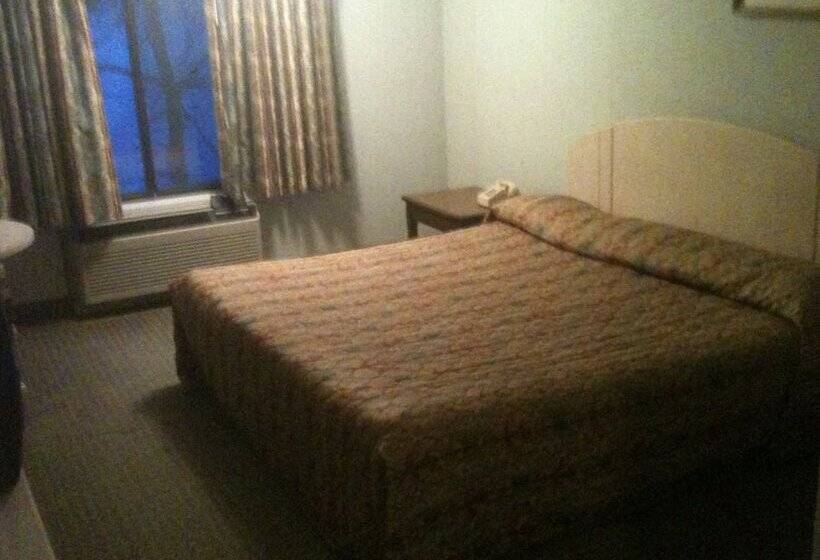 هتل Chateau Royale Inn