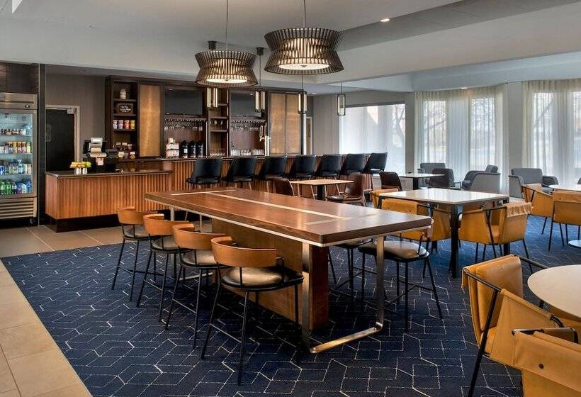 هتل Courtyard By Marriott Baltimore Hunt Valley