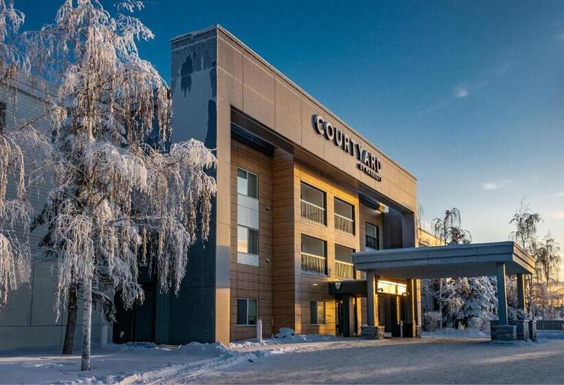 هتل Courtyard By Marriott Anchorage Airport