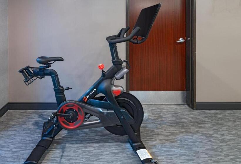 هتل Courtyard By Marriott Austin The Domain Area