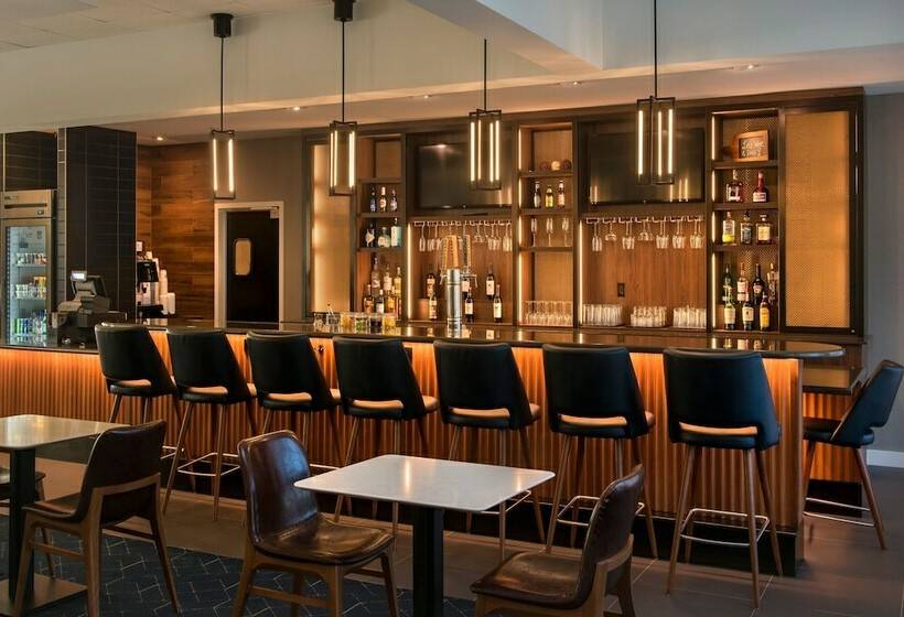 هتل Courtyard By Marriott Baltimore Hunt Valley