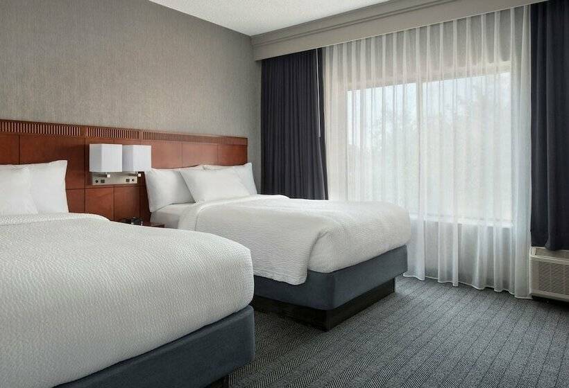 هتل Courtyard By Marriott Baltimore Hunt Valley