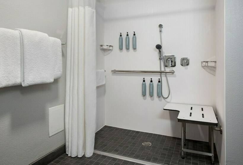 هتل Courtyard By Marriott Baltimore Hunt Valley
