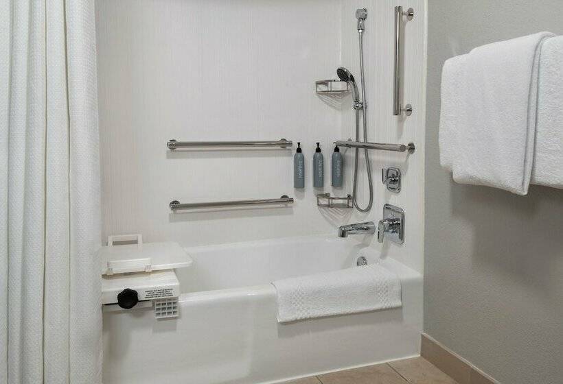 هتل Courtyard By Marriott Baltimore Hunt Valley