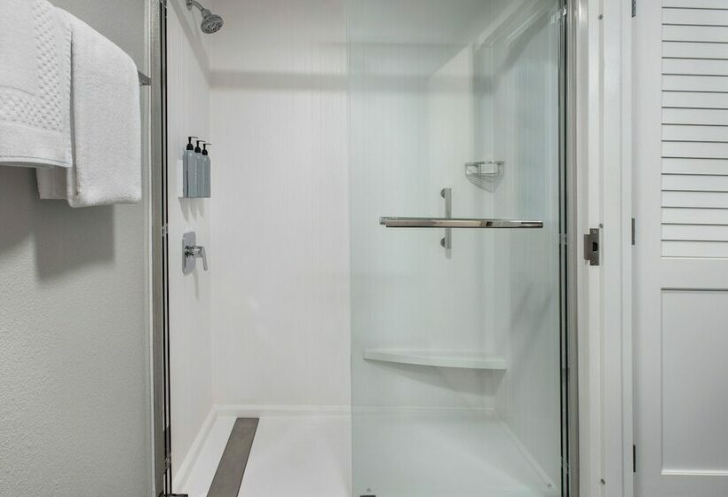 هتل Courtyard By Marriott Baltimore Hunt Valley