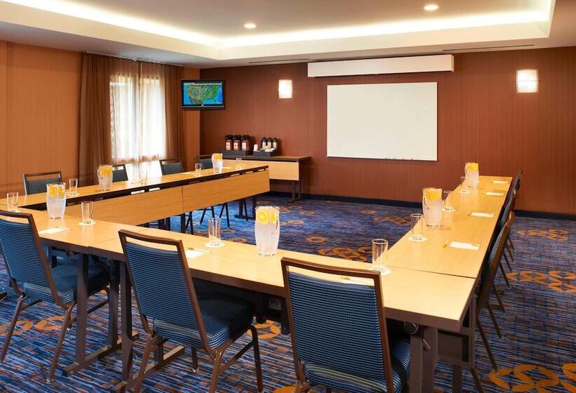 هتل Courtyard Toledo Rossford/perrysburg