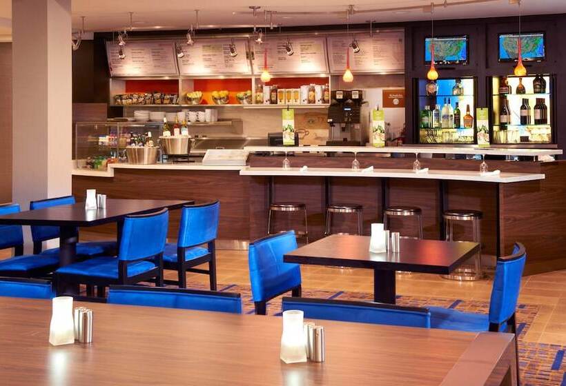 هتل Courtyard Toledo Rossford/perrysburg